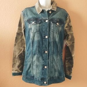 Brand New LULAROE JAXON JEAN JACKET S